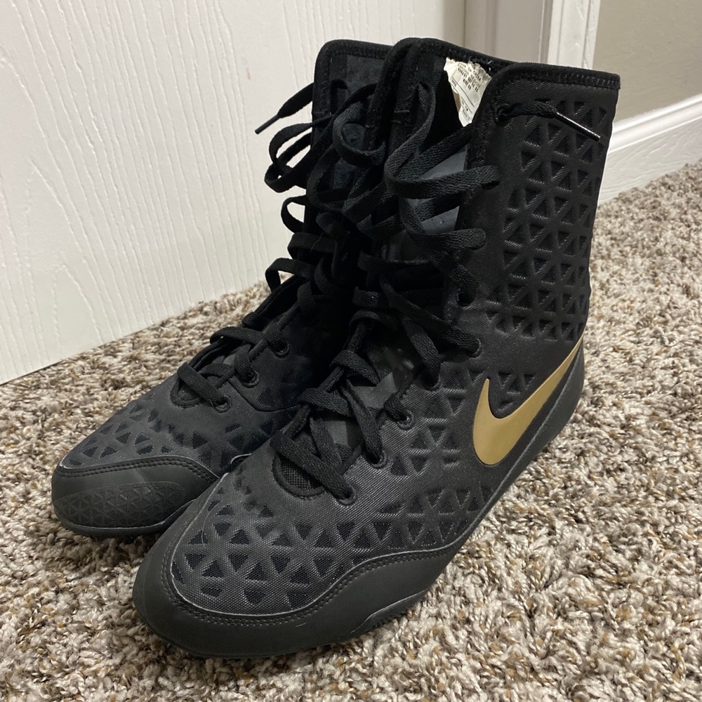 Nike KO boxing shoes